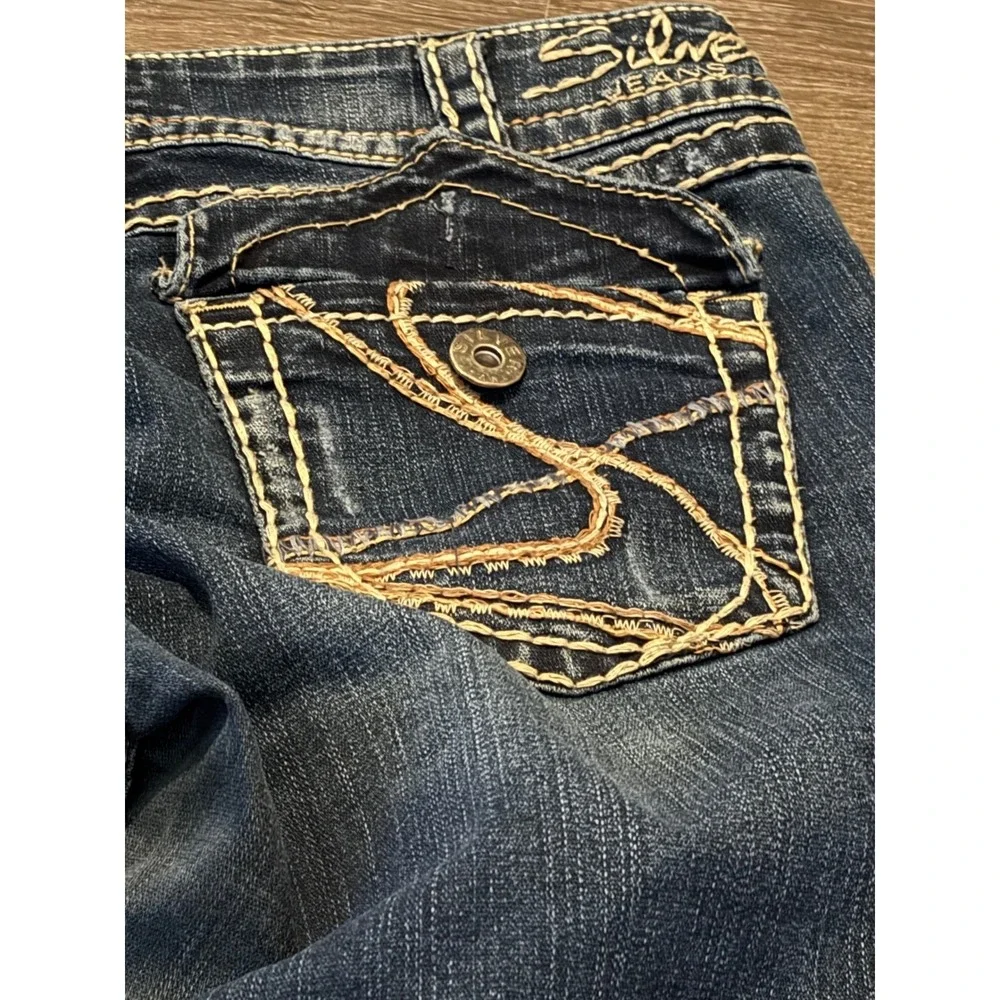Silver Jeans Suki Surplus Bootcut Dark Wash Denim Jeans Size 30x29 Faded thighs - Picture 7 of 10